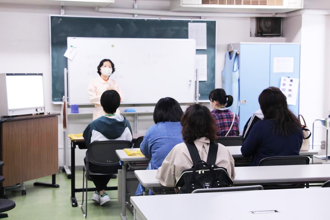 13：30～14：00　学科別説明会